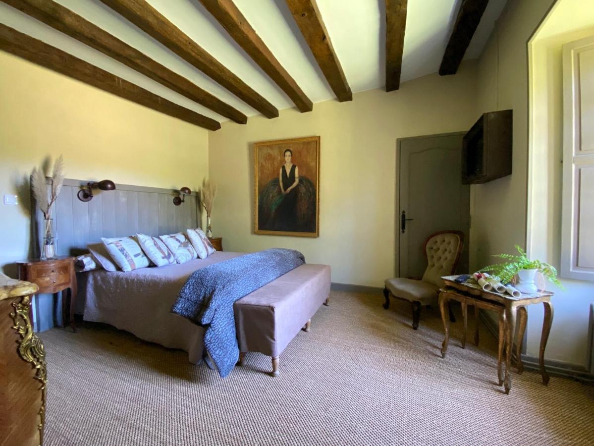 Bouges-le-Chateau Le Petit Chateau De Sainte Colombe מראה חיצוני תמונה