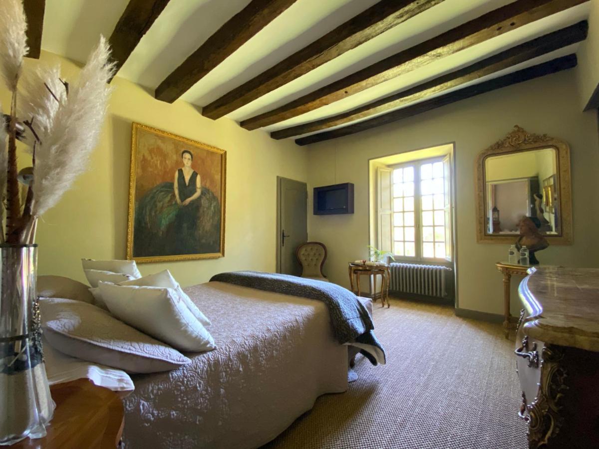 Bouges-le-Chateau Le Petit Chateau De Sainte Colombe מראה חיצוני תמונה